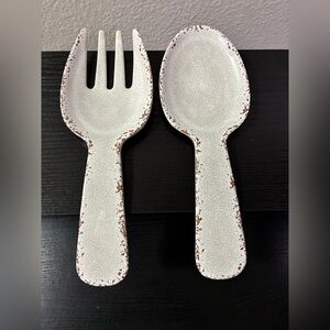 Tommy Bahama White Crackle Melamine Salad Serving Utensil 2 Pc Set NWOT